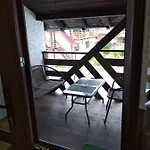 янчар з басейном Feriehus