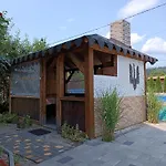 янчар з басейном Feriehus