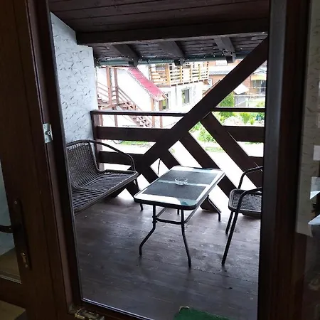 янчар з басейном Casa de Férias