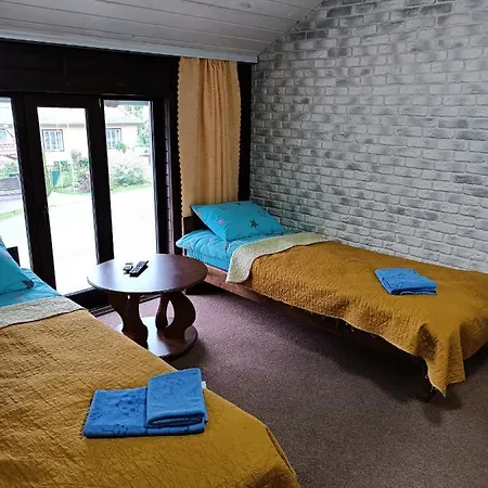 янчар з басейном Mykulytschyn