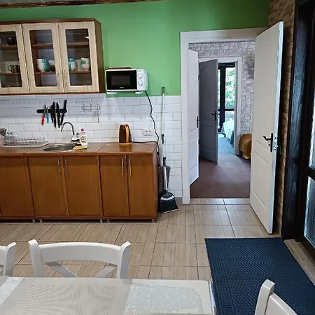 янчар з басейном Ferienhaus *