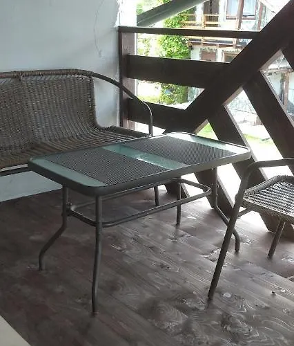 Holiday home янчар з басейном Mykulychyn