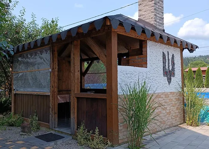 янчар з басейном Vakantiehuis
