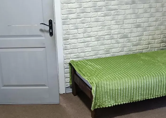 янчар з басейном Vakantiehuis *