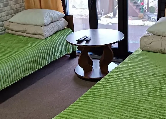 янчар з басейном Vakantiehuis