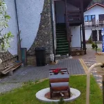 度假居 янчар з басейном