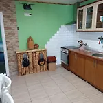 янчар з басейном 度假居