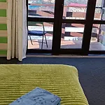 янчар з басейном * 米库利钦