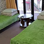 янчар з басейном 度假居