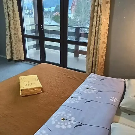 Дом отдыха янчар з басейном *